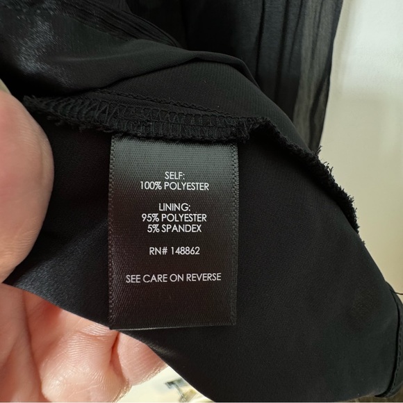 Torrid Chiffon And Satin Button Up black Shirt size 1X - Picture 5 of 9